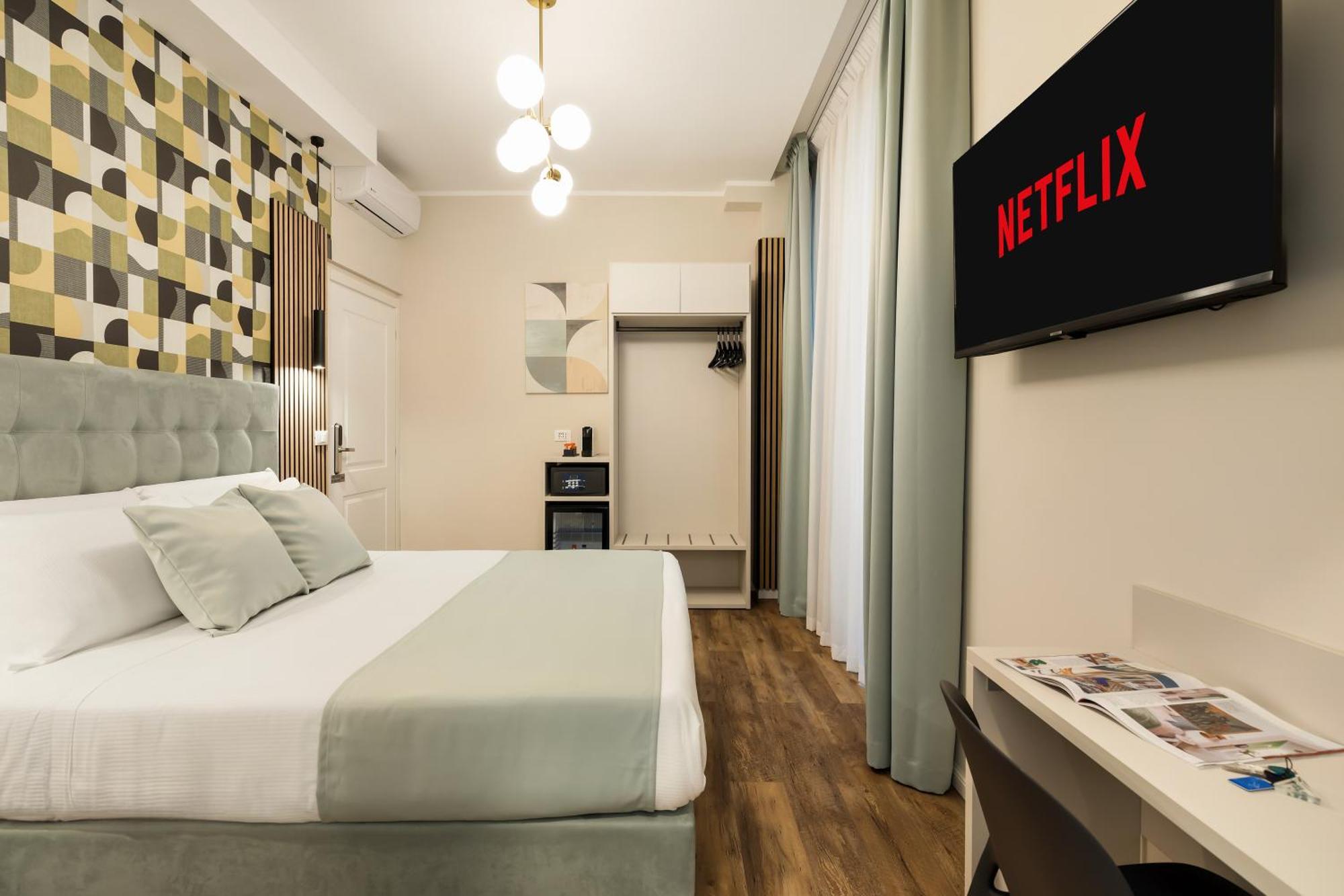 Albadea Deco&Jacuzzi Hotel Рим Екстериор снимка