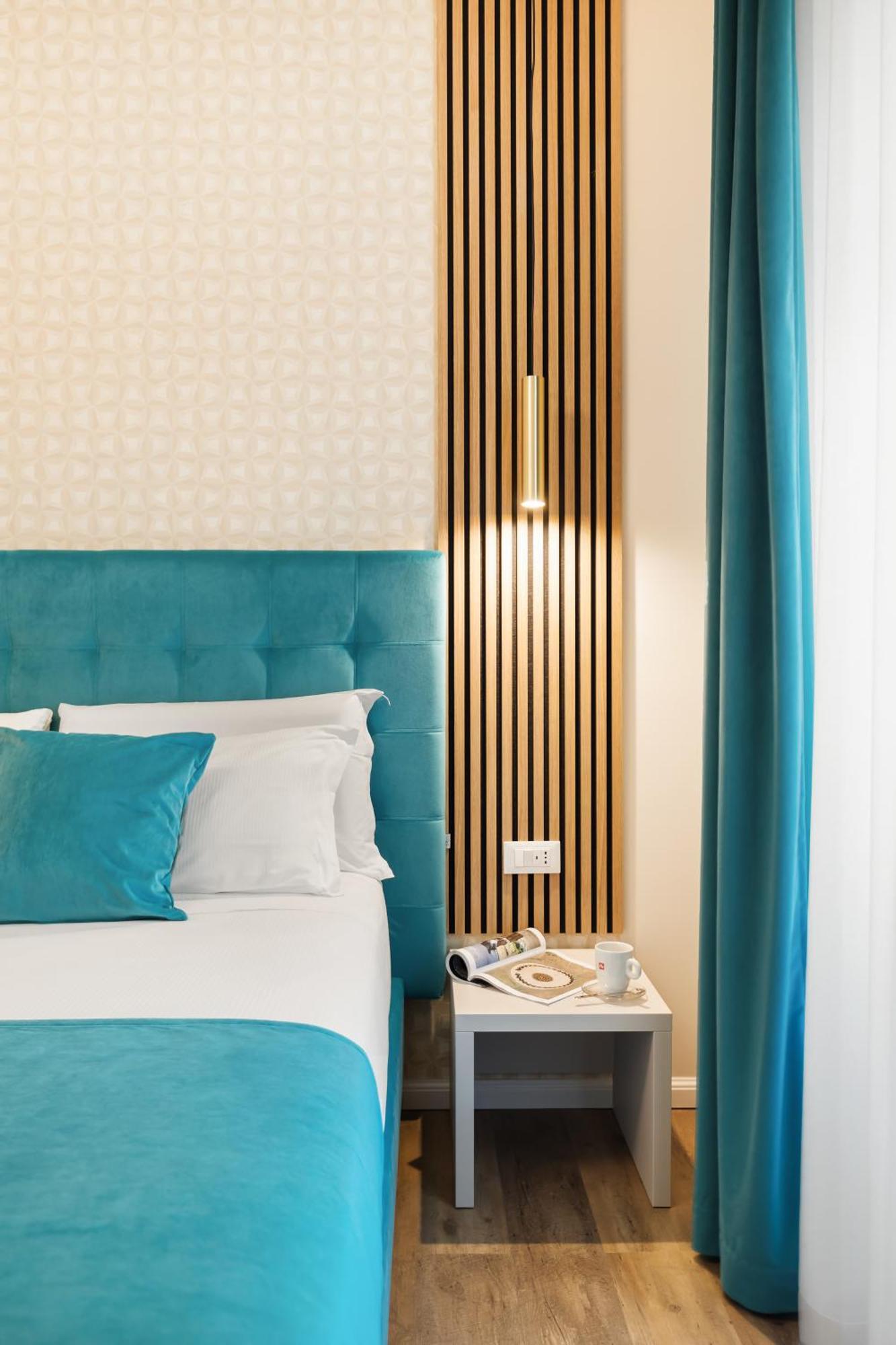 Albadea Deco&Jacuzzi Hotel Рим Екстериор снимка