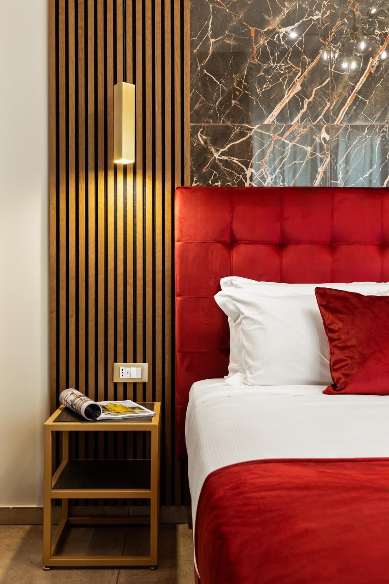 Albadea Deco&Jacuzzi Hotel Рим Екстериор снимка